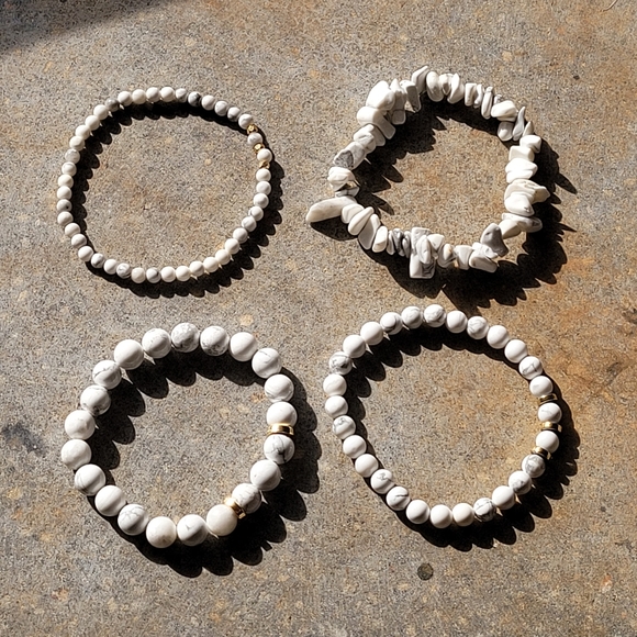 Howlite Stone Bead Handmade Bracelet Set of 4 - Picture 3 of 8